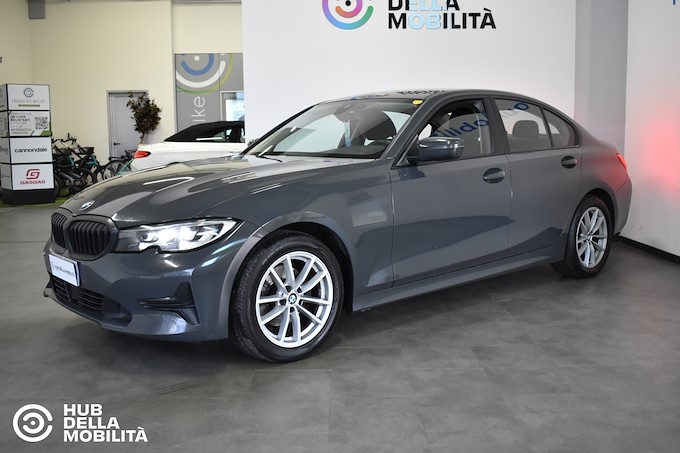 BMW 320d xDrive Business Advantage